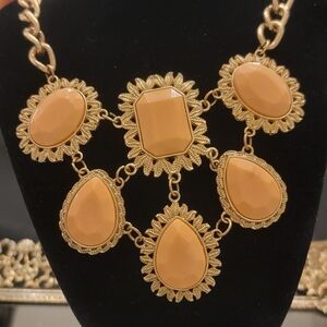 Elegant Gold and Tan Statement Necklace